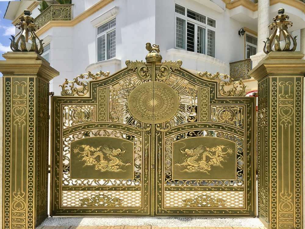 Thi công cổng sắt mỹ thuật đẹp giá rẻ tại Quận 10