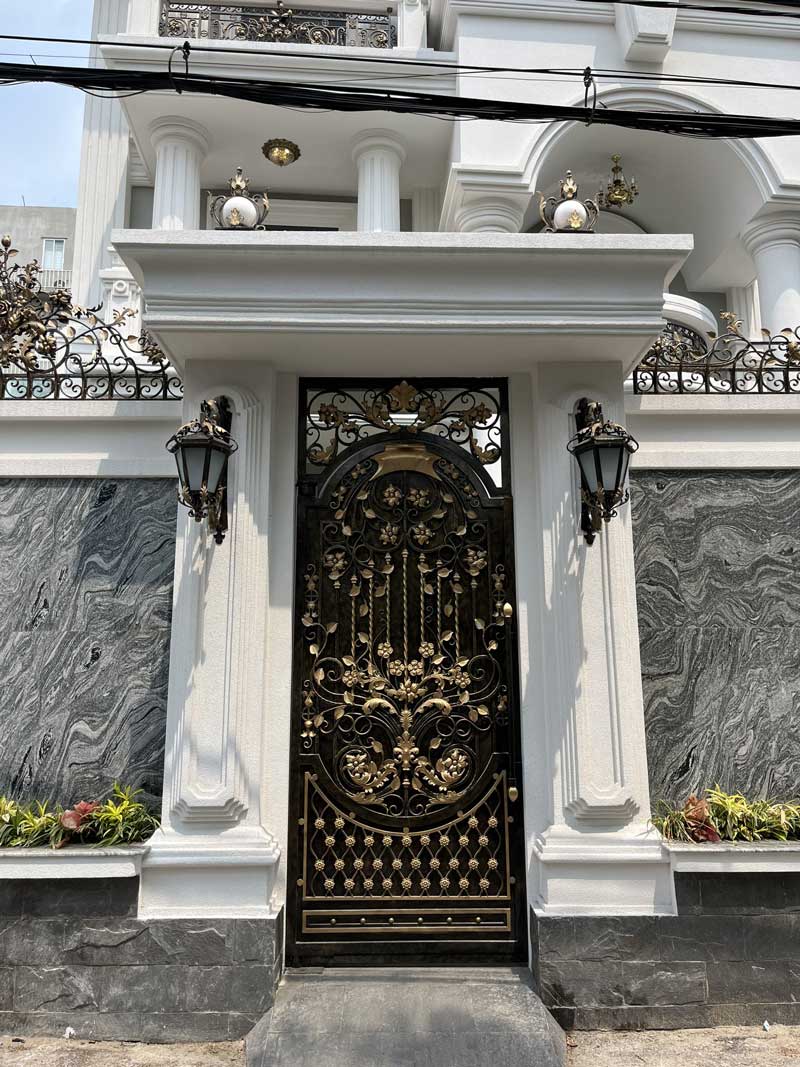 Cửa Cổng 12