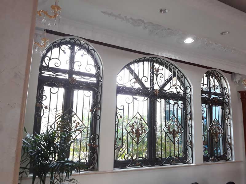 Khung bảo vệ - Chú Hòa Tiền Giang